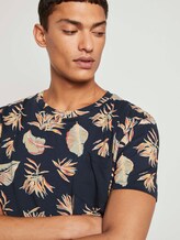 Gemustertes T-Shirt mit Brusttasche - Männer - navy autumnal big leaves print Gemustertes T-Shirt mit Brusttasche - Männer - navy autumnal big leaves print - 9 - TOM TAILOR Denim