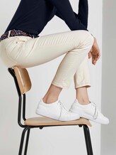 Alexa Slim Jeans mit Bindegürtel - Frauen - warm sand beige Alexa Slim Jeans mit Bindegürtel - Frauen - warm sand beige - 9 - TOM TAILOR