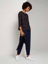 Fledermaus-Bluse mit Blumenprint - Frauen - navy flower design Fledermaus-Bluse mit Blumenprint - Frauen - navy flower design - 3 - Mine to five