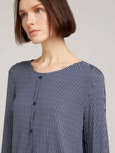 Fein gestreiftes Shirt mit Knopfleiste - Frauen - navy white vertical stripe Fein gestreiftes Shirt mit Knopfleiste - Frauen - navy white vertical stripe - 9 - TOM TAILOR Denim