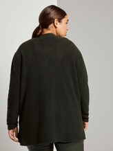 Curvy - Boucle Cardigan mit Taschen - Frauen - Dark Rosin Green Curvy - Boucle Cardigan mit Taschen - Frauen - Dark Rosin Green - 2 - My True Me