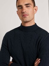 Trui met opstaande kraag met getextureerd patroon - Mannen - Sky Captain Blue Trui met opstaande kraag met getextureerd patroon - Mannen - Sky Captain Blue - 9 - TOM TAILOR