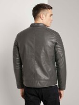 Bikerjacke mit Stehkragen aus Lederimitat - Männer - stone grey fake leather Bikerjacke mit Stehkragen aus Lederimitat - Männer - stone grey fake leather - 2 - TOM TAILOR