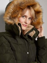 Puffermantel mit Fellkapuze - Frauen - Dark Rosin Green Puffermantel mit Fellkapuze - Frauen - Dark Rosin Green - 9 - TOM TAILOR