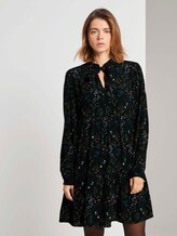 Gemustertes Kleid mit Schleife - Frauen - black flower print Gemustertes Kleid mit Schleife - Frauen - black flower print - 1 - TOM TAILOR Denim