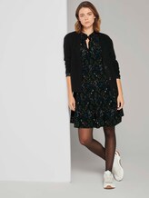 Gemustertes Kleid mit Schleife - Frauen - black flower print Gemustertes Kleid mit Schleife - Frauen - black flower print - 3 - TOM TAILOR Denim