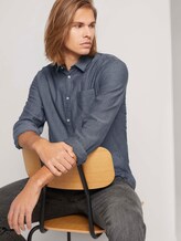 Fein strukturiertes Hemd mit Bio-Baumwolle - Männer - navy white dobby structure Fein strukturiertes Hemd mit Bio-Baumwolle - Männer - navy white dobby structure - 5 - TOM TAILOR Denim