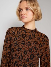 Shirt met dessin en kraag met ruches - Vrouwen - flower leo print Shirt met dessin en kraag met ruches - Vrouwen - flower leo print - 9 - TOM TAILOR Denim