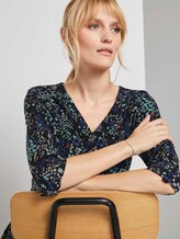 Gemustertes Kleid mit Volants - Frauen - black floral design Gemustertes Kleid mit Volants - Frauen - black floral design - 9 - TOM TAILOR