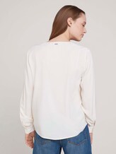 V-Ausschnitt Bluse mit LENZING™ ECOVERO™ - Frauen - soft creme beige V-Ausschnitt Bluse mit LENZING™ ECOVERO™ - Frauen - soft creme beige - 2 - TOM TAILOR Denim