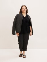 Plus - Bluse mit LENZING™ ECOVERO™ und Faltendetail - Frauen - deep black Plus - Bluse mit LENZING™ ECOVERO™ und Faltendetail - Frauen - deep black - 3 - My True Me
