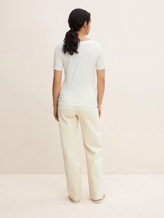 Basic T-Shirt mit Bio-Baumwolle - Frauen - Gardenia White Basic T-Shirt mit Bio-Baumwolle - Frauen - Gardenia White - 2 - TOM TAILOR Denim