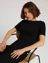 Basic T-shirt met boothals - Vrouwen - deep black Basic T-shirt met boothals - Vrouwen - deep black - 5 - TOM TAILOR Denim
