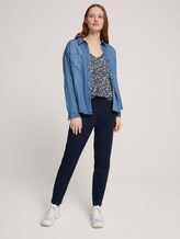 Gemusterte Kurzambluse aus nachhaltiger Viskose - Frauen - blue flower print Gemusterte Kurzambluse aus nachhaltiger Viskose - Frauen - blue flower print - 3 - TOM TAILOR Denim
