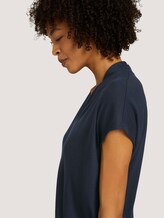 T-Shirt mit TENCEL™ und V-Ausschnitt - Frauen - Sky Captain Blue T-Shirt mit TENCEL™ und V-Ausschnitt - Frauen - Sky Captain Blue - 9 - Mine to five