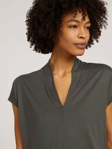 Lyocell T-Shirt mit V-Ausschnitt - Frauen - deep leaf green Lyocell T-Shirt mit V-Ausschnitt - Frauen - deep leaf green - 9 - Mine to five