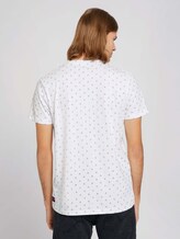gemustertes T-Shirt mit Bio-Baumwolle - Männer - white blue mini ship print gemustertes T-Shirt mit Bio-Baumwolle - Männer - white blue mini ship print - 2 - TOM TAILOR Denim