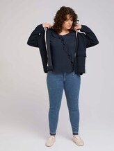 Volant Bluse mit LENZING™ ECOVERO™ - Frauen - Sky Captain Blue Volant Bluse mit LENZING™ ECOVERO™ - Frauen - Sky Captain Blue - 3 - My True Me