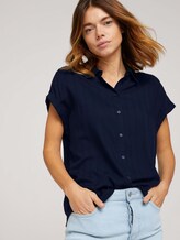 Kurzarm Hemdbluse mit Streifenstruktur - Frauen - Sky Captain Blue Kurzarm Hemdbluse mit Streifenstruktur - Frauen - Sky Captain Blue - 5 - TOM TAILOR Denim