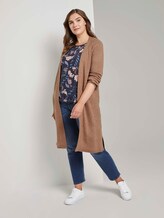 Gemustertes T-Shirt im Materialmix - Frauen - navy floral design Gemustertes T-Shirt im Materialmix - Frauen - navy floral design - 3 - My True Me