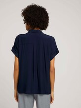 Short-sleeved shirt blouse with a chest pocket - Women - Sky Captain Blue Short-sleeved shirt blouse with a chest pocket - Women - Sky Captain Blue - 2 - Mine to five