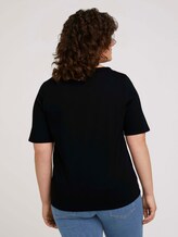 T-Shirt mit V-Ausschnitt aus Bio-Baumwolle - Frauen - deep black T-Shirt mit V-Ausschnitt aus Bio-Baumwolle - Frauen - deep black - 2 - My True Me