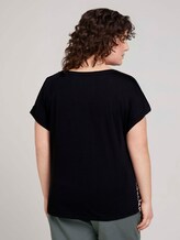 Gemustertes T-Shirt mit LENZING™ ECOVERO™ - Frauen - resort design Gemustertes T-Shirt mit LENZING™ ECOVERO™ - Frauen - resort design - 2 - My True Me