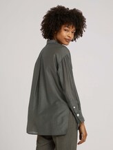 Oversized Bluse mit Seide - Frauen - deep leaf green Oversized Bluse mit Seide - Frauen - deep leaf green - 2 - Mine to five