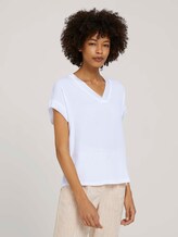 Fließendes T-Shirt mit V-Ausschnitt - Frauen - White Fließendes T-Shirt mit V-Ausschnitt - Frauen - White - 1 - Mine to five
