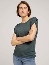 T-Shirt mit Faltendetail - Frauen - dusty pine green T-Shirt mit Faltendetail - Frauen - dusty pine green - 5 - TOM TAILOR Denim