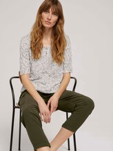 Geknöpftes T-Shirt in Knitteroptik - Frauen - white khaki outline leaves Geknöpftes T-Shirt in Knitteroptik - Frauen - white khaki outline leaves - 5 - TOM TAILOR