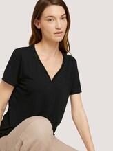 T-Shirt mit V-Ausschnitt - Frauen - deep black T-Shirt mit V-Ausschnitt - Frauen - deep black - 9 - TOM TAILOR