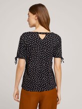 Gemustertes T-Shirt mit Ärmeldetail - Frauen - black geometrical design Gemustertes T-Shirt mit Ärmeldetail - Frauen - black geometrical design - 2 - TOM TAILOR