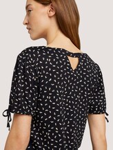 Gemustertes T-Shirt mit Ärmeldetail - Frauen - black geometrical design Gemustertes T-Shirt mit Ärmeldetail - Frauen - black geometrical design - 9 - TOM TAILOR