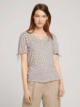 Gemustertes T-Shirt mit Ärmeldetail - Frauen - beige geometrical design Gemustertes T-Shirt mit Ärmeldetail - Frauen - beige geometrical design - 1 - TOM TAILOR