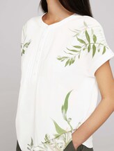 Gemustertes T-Shirt mit Knopfleiste - Frauen - Whisper White Gemustertes T-Shirt mit Knopfleiste - Frauen - Whisper White - 9 - TOM TAILOR