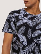 T-Shirt mit Palmenprint - Männer - black white palm leaves print T-Shirt mit Palmenprint - Männer - black white palm leaves print - 9 - TOM TAILOR Denim