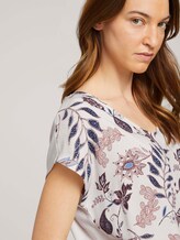 Gemustertes T-Shirt im Materialmix - Frauen - white floral design Gemustertes T-Shirt im Materialmix - Frauen - white floral design - 9 - TOM TAILOR