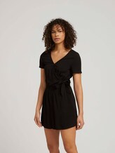 Kurzer Jumpsuit in Wickeloptik - Frauen - deep black Kurzer Jumpsuit in Wickeloptik - Frauen - deep black - 5 - TOM TAILOR Denim