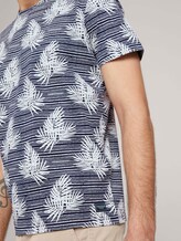 gemustertes T-Shirt mit Bio-Baumwolle - Männer - navy white leaf stripe design gemustertes T-Shirt mit Bio-Baumwolle - Männer - navy white leaf stripe design - 9 - TOM TAILOR