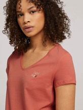 Besticktes T-Shirt mit Bio-Baumwolle - Frauen - sundown coral Besticktes T-Shirt mit Bio-Baumwolle - Frauen - sundown coral - 9 - TOM TAILOR Denim