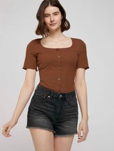 Ripp T-Shirt mit Knopfleiste - Frauen - amber brown Ripp T-Shirt mit Knopfleiste - Frauen - amber brown - 5 - TOM TAILOR Denim