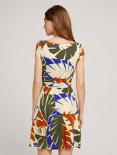 Gemustertes Jerseykleid mit Bindegürtel - Frauen - multicolor botanical design Gemustertes Jerseykleid mit Bindegürtel - Frauen - multicolor botanical design - 2 - TOM TAILOR