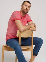 T-shirt in used look - Mannen - Plain Red T-shirt in used look - Mannen - Plain Red - 5 - TOM TAILOR