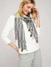 Print Schal mit Quasten - Frauen - Grape Leaf Green Print Schal mit Quasten - Frauen - Grape Leaf Green - 5 - Tom Tailor E-Shop Kollektion