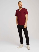 Gestreiftes T-Shirt mit Henleyausschnitt - Männer - power red fine stripe Gestreiftes T-Shirt mit Henleyausschnitt - Männer - power red fine stripe - 3 - TOM TAILOR