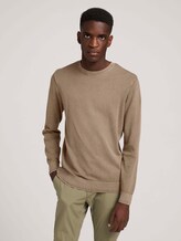 Knitted sweater with a textured pattern - Men - Beach Sand Knitted sweater with a textured pattern - Men - Beach Sand - 1 - TOM TAILOR