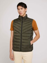 Gesteppte Weste mit recyceltem Polyamid - Männer - Woodland Green Gesteppte Weste mit recyceltem Polyamid - Männer - Woodland Green - 1 - TOM TAILOR Denim