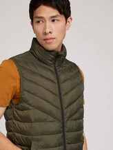 Gesteppte Weste mit recyceltem Polyamid - Männer - Woodland Green Gesteppte Weste mit recyceltem Polyamid - Männer - Woodland Green - 9 - TOM TAILOR Denim