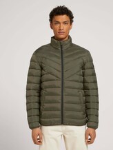 Gesteppte Lightweight Jacke mit recyceltem Polyamid - Männer - Woodland Green Gesteppte Lightweight Jacke mit recyceltem Polyamid - Männer - Woodland Green - 1 - TOM TAILOR Denim